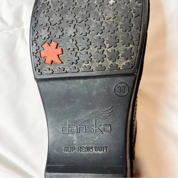 Dansko Abstract Line Print Clog Shoes - Picture 11 of 11